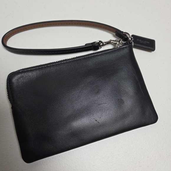 Rare Black Coach X Peanuts Snoopy Wristlet